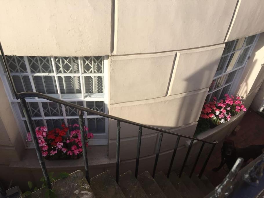 Regency Brighton Seafront Apartment Bagian luar foto
