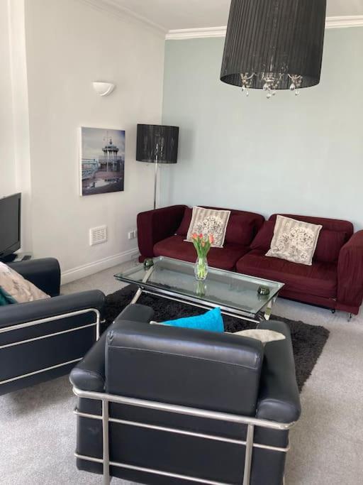 Regency Brighton Seafront Apartment Bagian luar foto